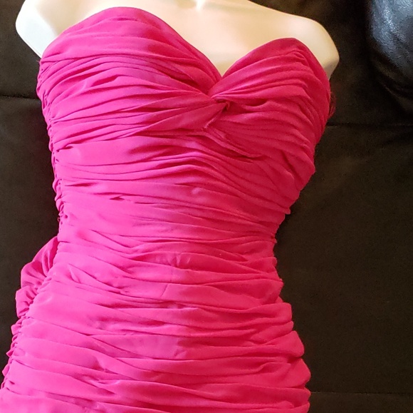 Dress - Picture 4 of 6